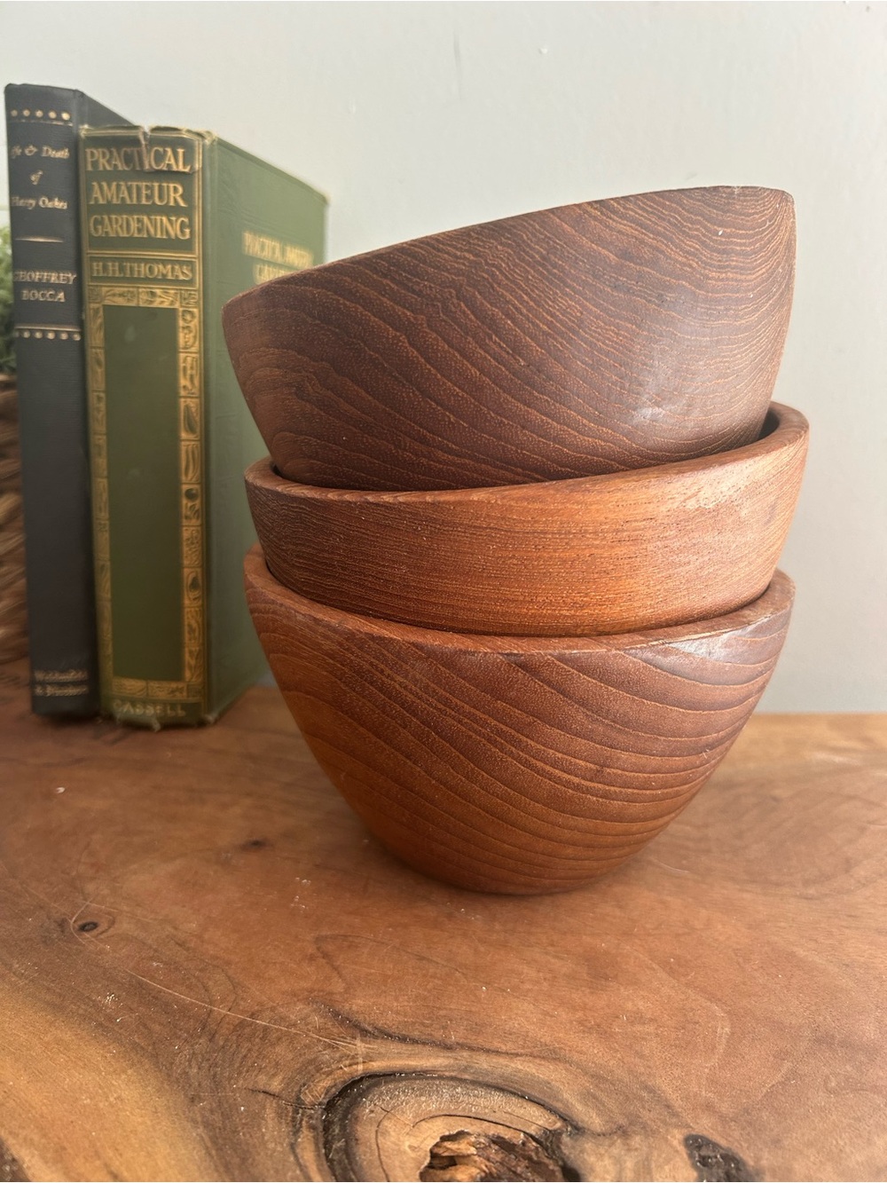 Set of 3 Teak Wooden Serving Bowls Warm Brown handcrafted